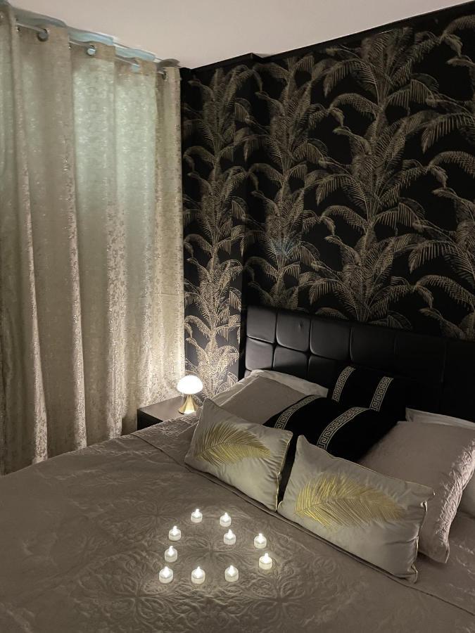 By Neptune - Appartement Rustique Jacuzzi ボンディ エクステリア 写真